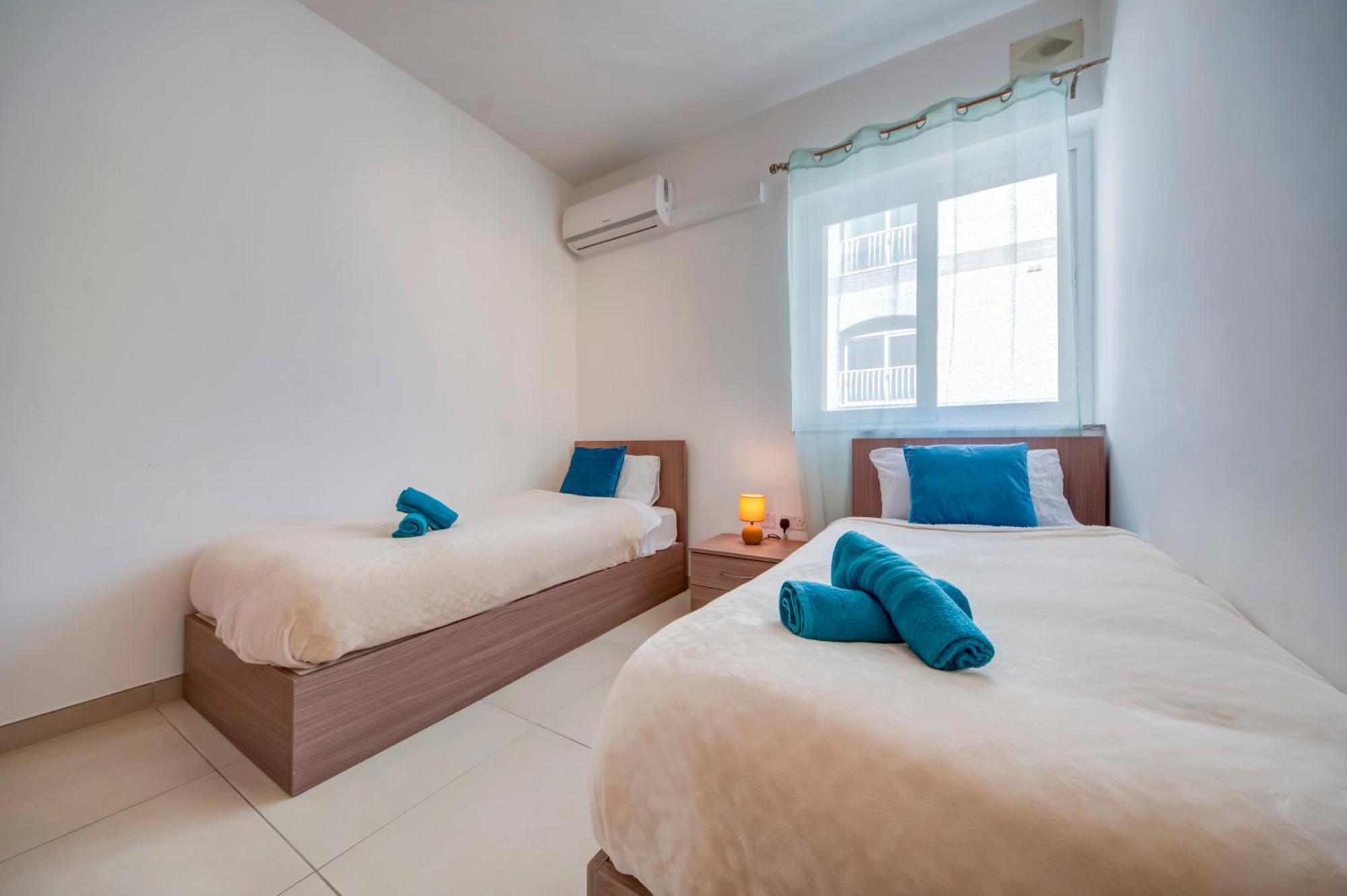 Modern 2Br Apt With Balconies In St Julians, Paceville - Apt 5 By Vaganza Сент Джулианс Экстерьер фото